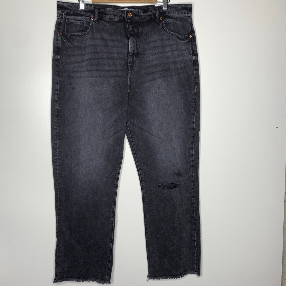 LOFT The Straight Crop High Rise Regular Fit Size 18 Tall Black Denim Distressed